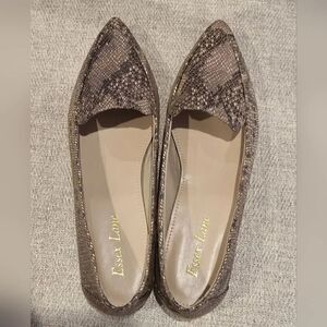 NEW! ESSEX LANE Aleanor Tan Multi Fashion Snake Pointy Toe Loafers Flats 6M